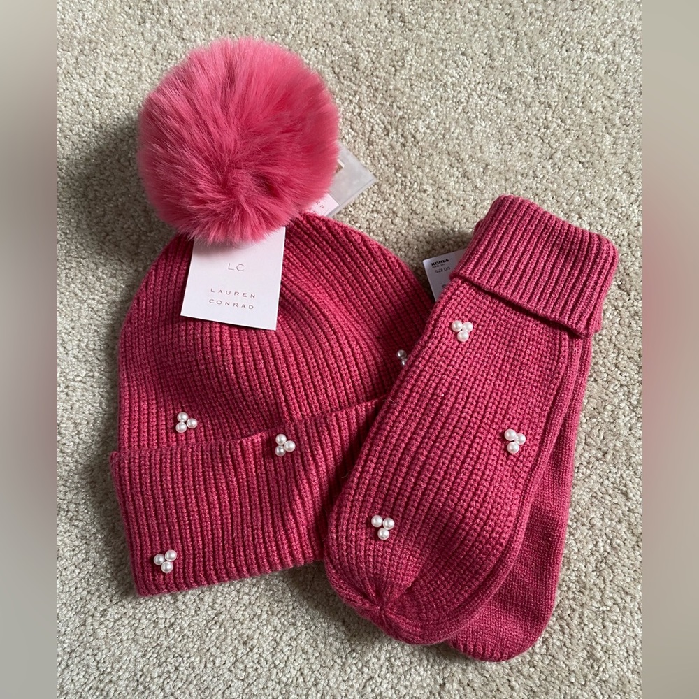 LC by Lauren Conrad beanie and mitten set